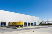 Magazijn (8.814 m² ) te huur bij afrit E17 te Zele