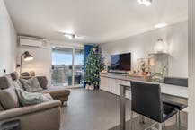 Instapklaar penthouse met 2 slaapkamers en autostandplaats in Hasselt