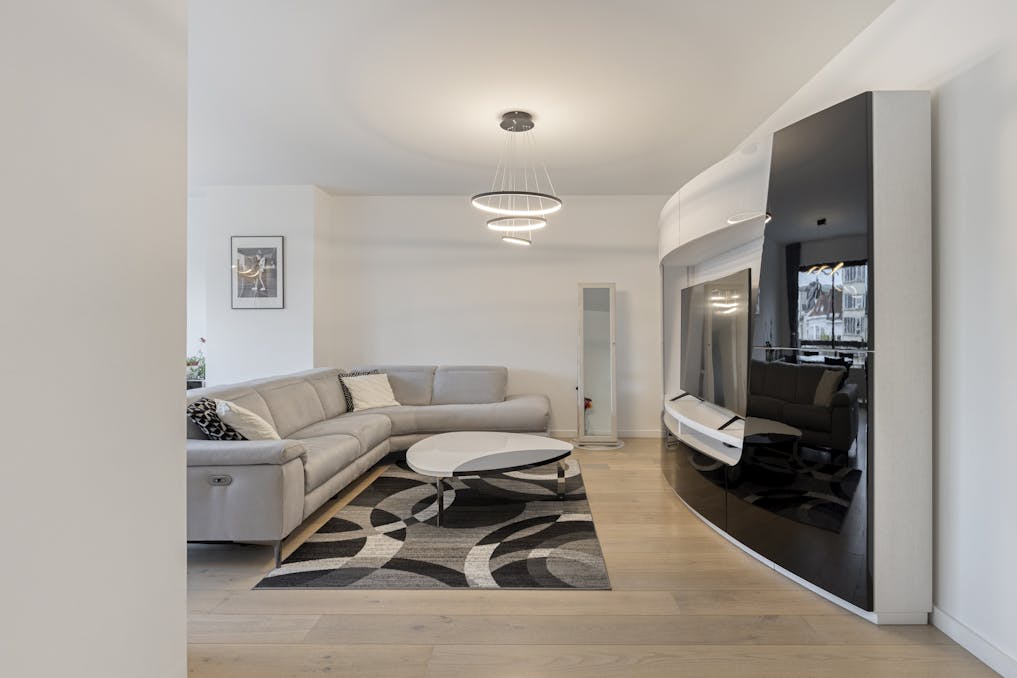 Stijlvol appartement met terras te koop Antwerpen