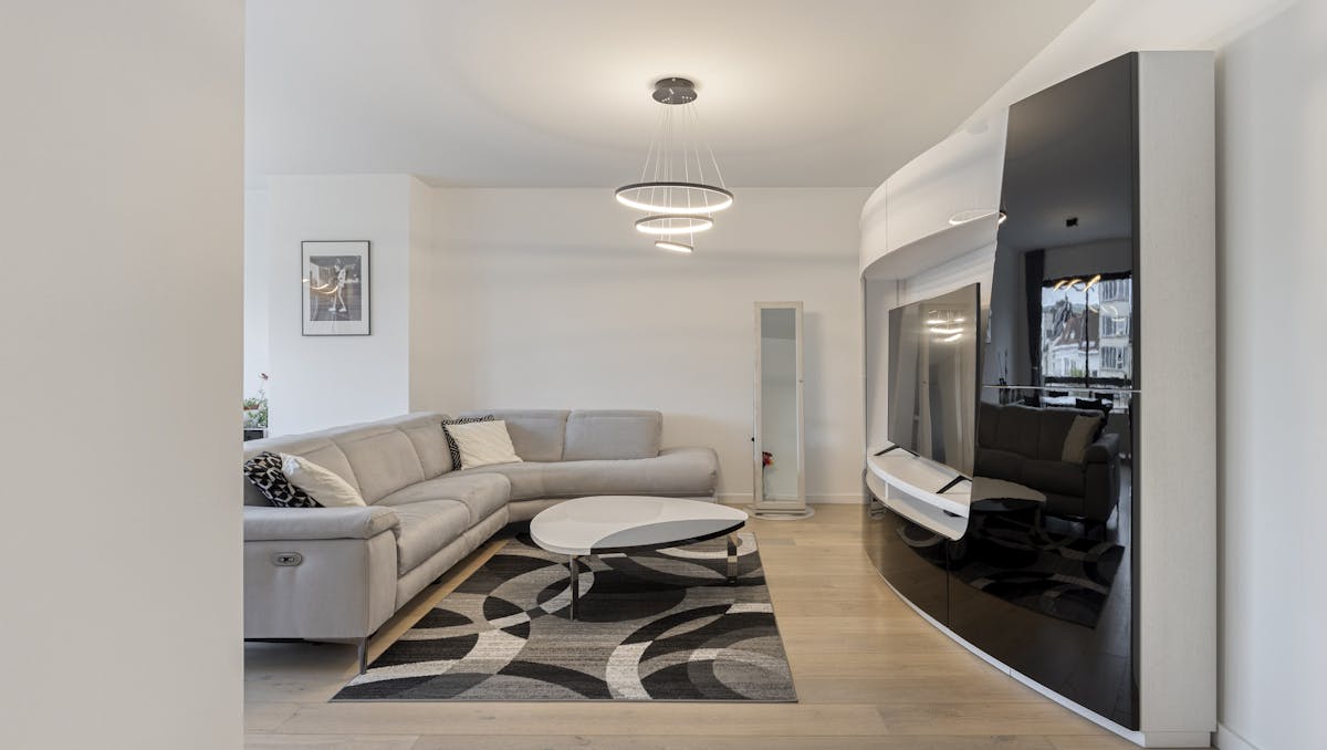 Stijlvol appartement met terras te koop Antwerpen