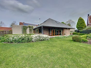 Ruime villa te huur op toplocatie in Lotenhulle