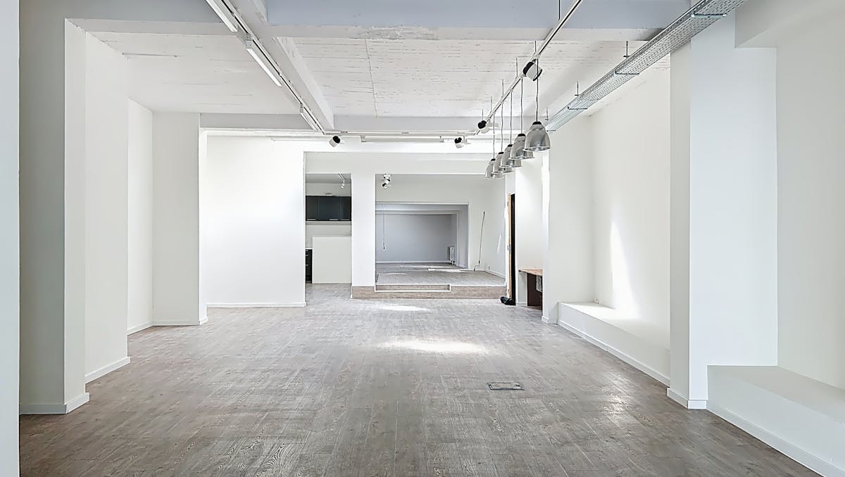 Handelspand te koop in centrum van Kapellen, Hoevensebaan 71