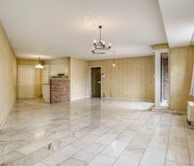 Ruim en lichtrijk appartement te koop in hartje Rumbeke