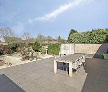 Handelspand met instapklare woning te Sint-Denijs