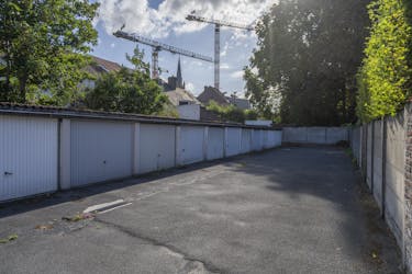 Garagebox te koop Vooruitgangsstraat 30+ te Kortrijk