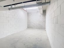 Ondergrondse staanplaats met berging te huur in Antwerpen