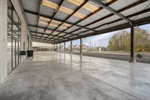KMO-unit van 240 m² te huur in Kuurne