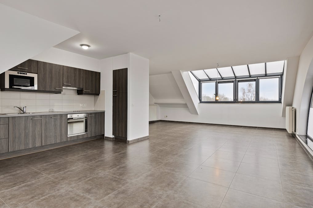 Ruim 3 slaapkamer appartement te Sint-Amands, Heikant 16