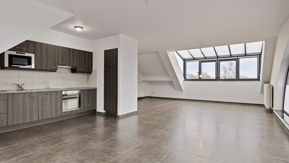 Ruim 3 slaapkamer appartement te Sint-Amands, Heikant 16