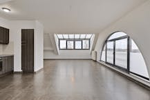 Ruim 3 slaapkamer appartement te Sint-Amands, Heikant 16