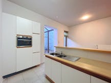 Gelijkvloers appartement te huur met terras te Brugge