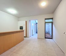 Gelijkvloers appartement te huur met terras te Brugge