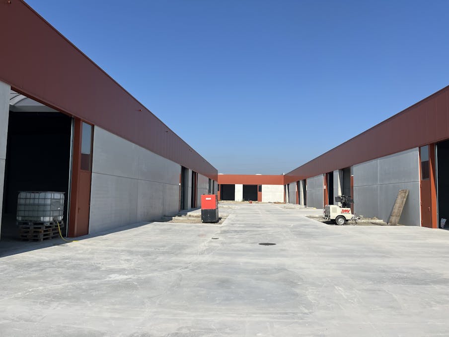 Laatste nieuwbouw KMO-units (217-463 m²) te koop in Evergem