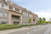 Gelijkvloers appartement met garagebox te koop in Meerle!