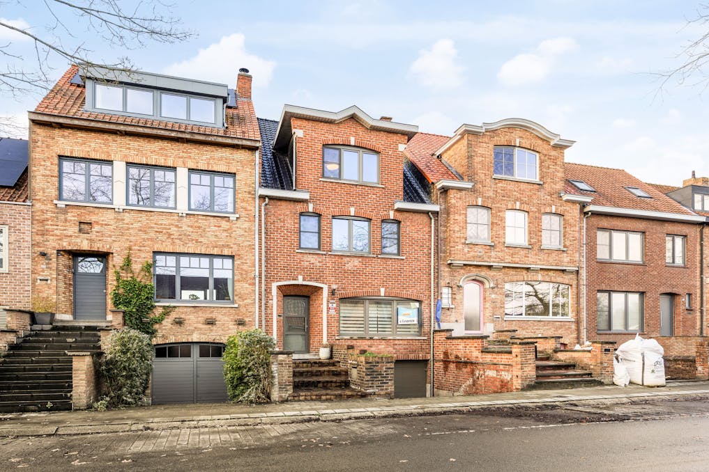 Ruim huis te koop met tuin in hartje Sint-Kruis, Brugge