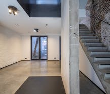 Woning met handelsruimte te huur in het centrum Kortrijk