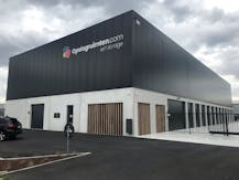 Opslagruimte van ca. 1.050 m² op drukke invalsweg in Ardooie