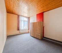 Goed gelegen handelspand met veel potentieel in Lombardsijde