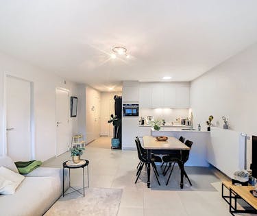 Recent appartement met staanplaats in centrum Ieper