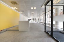 Kantoorgebouw te huur in Roeselare