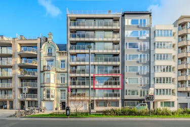 Lichtrijk appartement met 3 slaapkamers te koop te Oostende