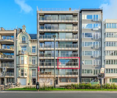 Lichtrijk appartement met 3 slaapkamers te koop te Oostende