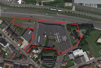 Bedrijfsgebouw te koop Rumbeke