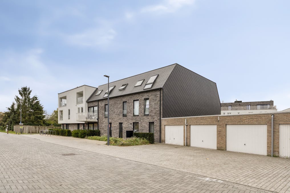 Dakappartement met staanplaats + berging te koop in Wuustwezel!