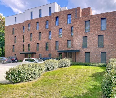 Gelijkvloers appartement met 2 slaapkamers in centrum Eeklo