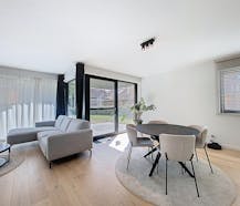 Gelijkvloers appartement met 2 slaapkamers in centrum Eeklo