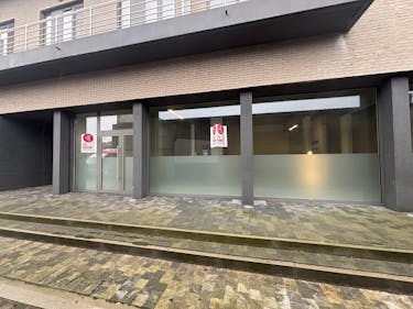Kantoor van ca. 145 m² te koop in Ieper