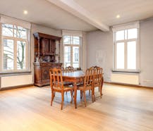 Lichtrijke en charmante hoekwoning in het Prinsenhof te Gent