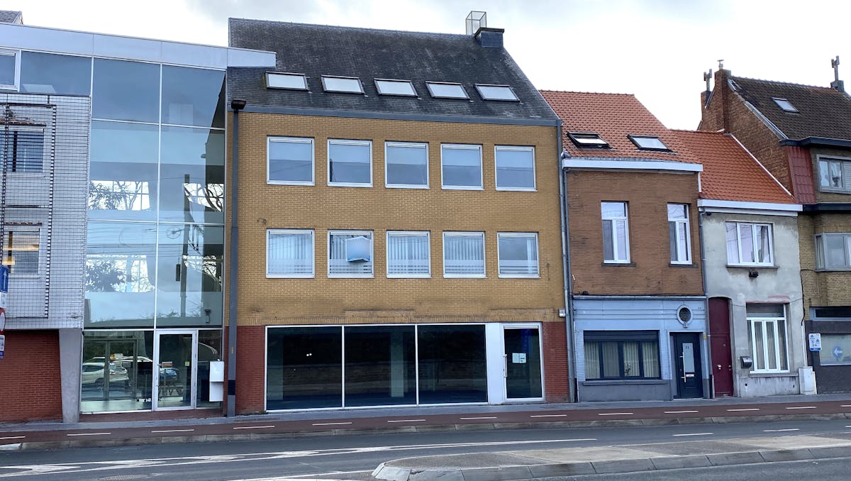Office (273 m²) in a prime location in Sint-Niklaas