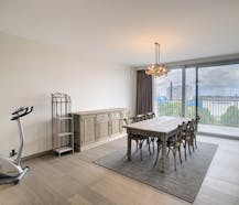 Luxe penthouse met twee terrassen en zicht op het Handelsdok