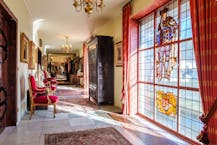 Unique villa with pond for sale on the edge of Roeselare