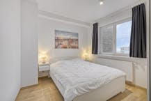 Renovated apartment with frontal sea view in Middelkerke