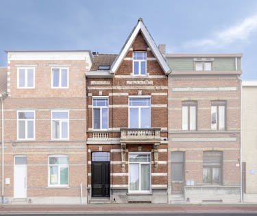 Charmant huis te koop in Merksem aan de Eethuisstraat