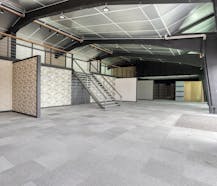 Polyvalente eigendom op commerciële ligging in Hooglede