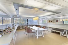 Salle d'exposition/bureau meublés à vendre à Strombeek-Bever