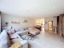 Recente woning met 4 slaapkamers te koop in Knokke-Heist