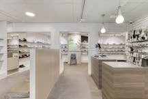 Exceptional commercial property with spacious warehouse in Deinze