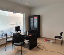 Handelspand te huur van ca. 45 m² in centrum Izegem