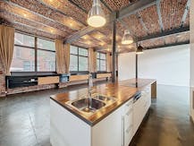 Loft spacieux et ouvert à louer à Koekelberg