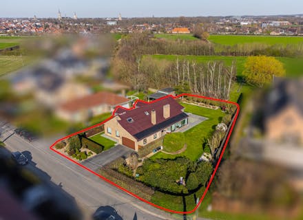 Villa te koop in Ieper op 1.315m² grond
