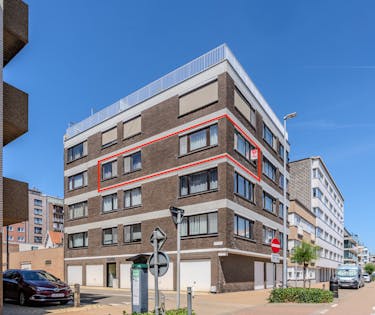 Centraal gelegen hoekappartement in centrum en vlakbij zee!
