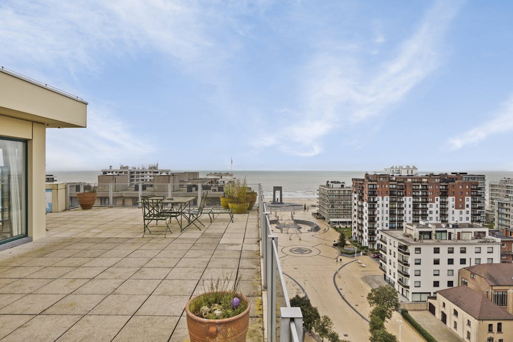 Patrimoniumvennootschap met twee penthouses in De Panne