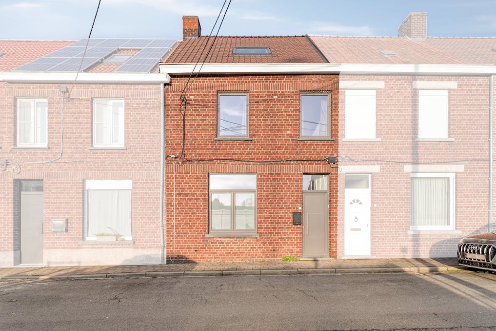 Instapklaar huis met 3 slaapkamers te koop in Avelgem