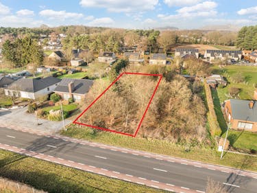 Ruime bouwgrond voor open bebouwing op toplocatie nabij Beringen