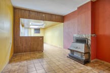 Te renoveren huis met 2 slaapkamers te koop in Kortrijk! 