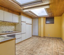 Te renoveren huis met 2 slaapkamers te koop in Kortrijk!